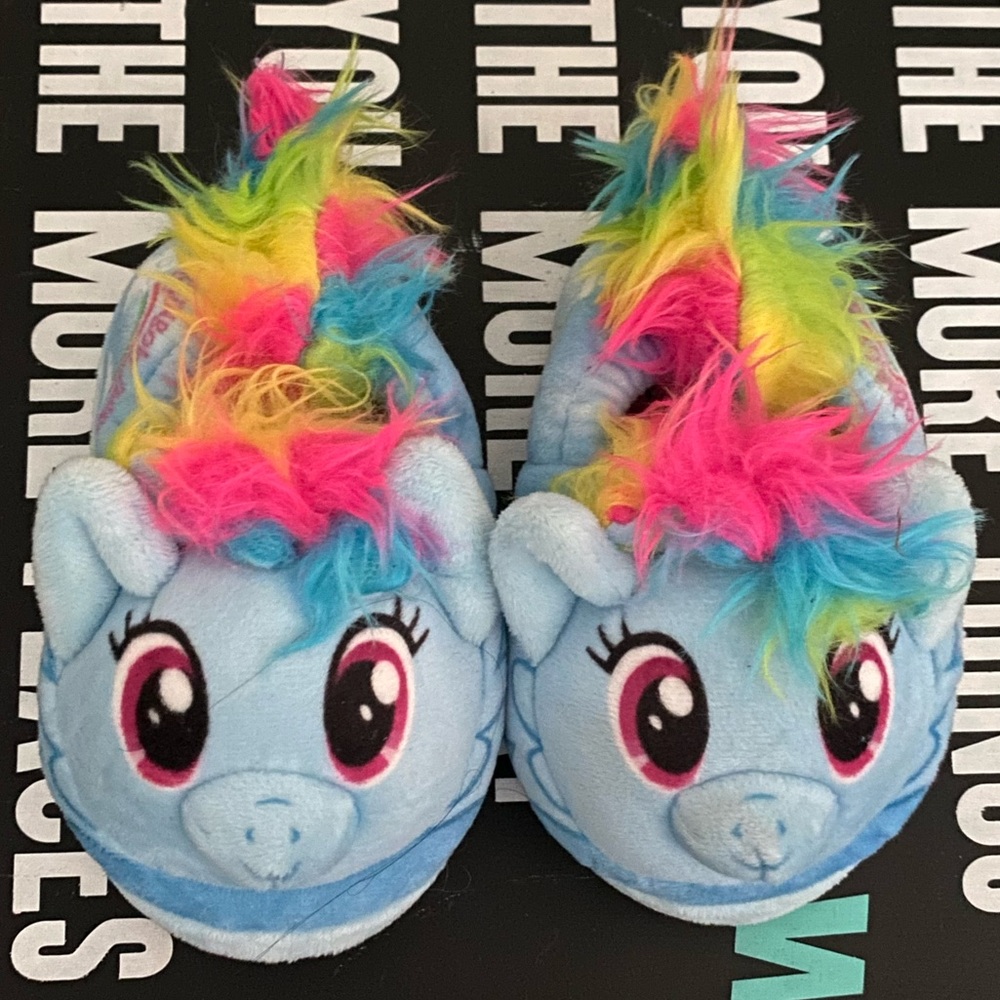 🆕 MY LITTLE PONY Rainbow Dash Plush Slippers Baby/Toddler Girl’s Size 5-6 NWOT